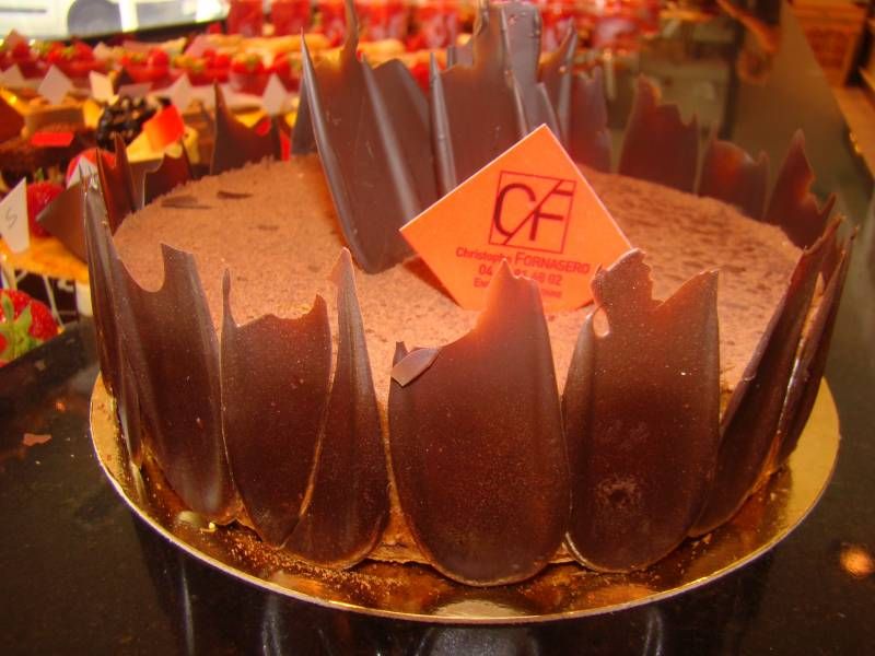 gateau poire caramel patisserie reynier ensues la redonne 